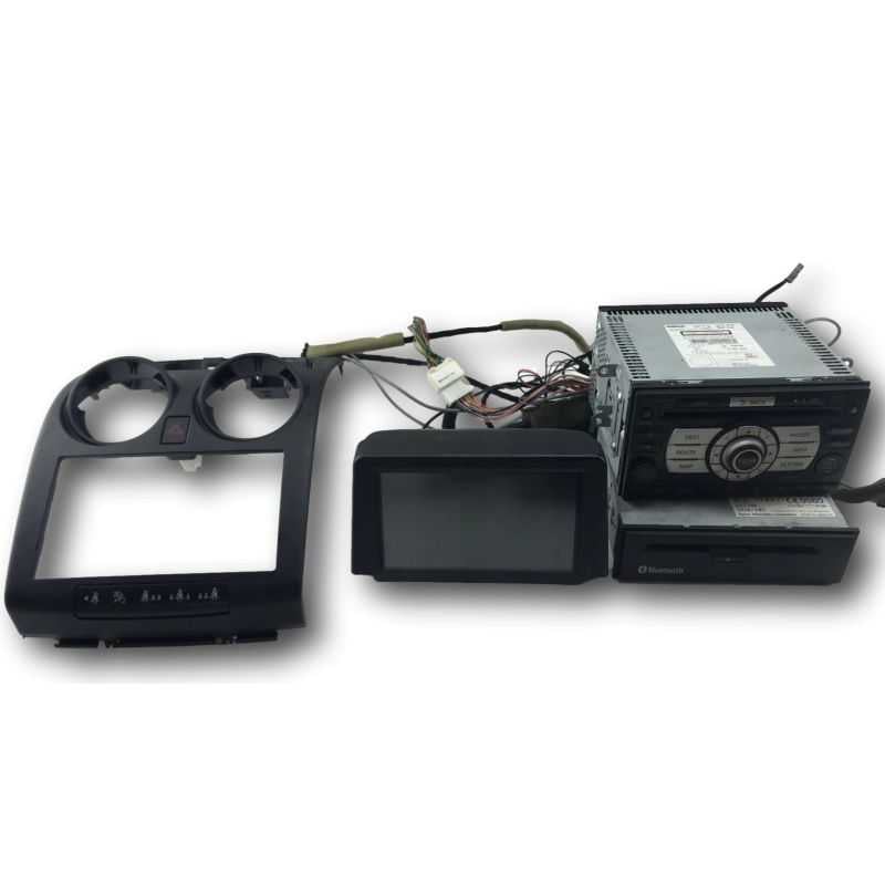 Discover Media Navigation system control unit Monitor GPS NISSAN