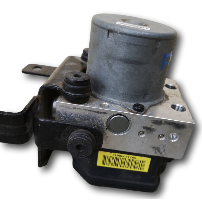 ABS PUMP UNIT KIA SORENTO 589202P700 MANDO BE6003M902